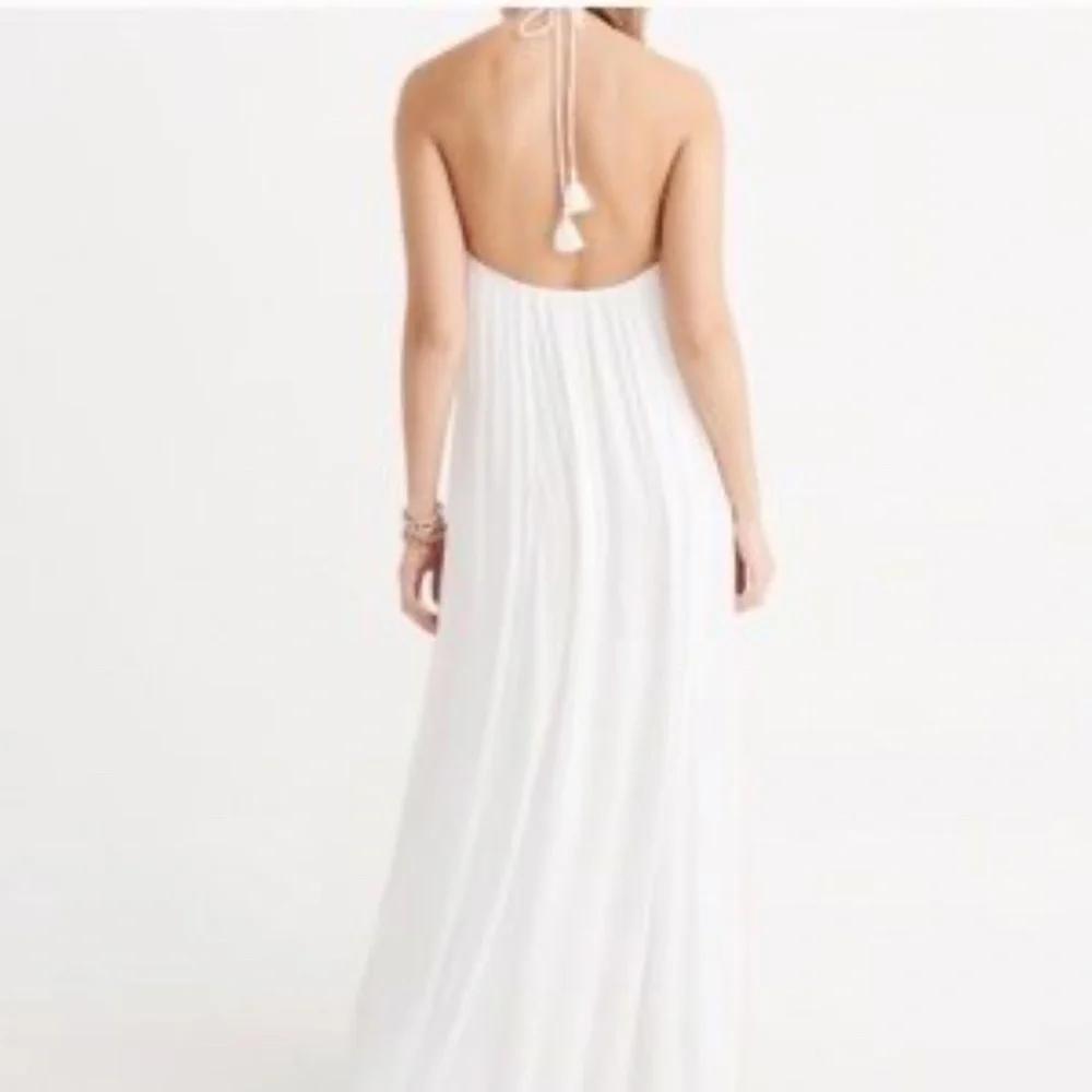 Abercrombie & Fitch White Lace Halter Maxi dress size Medium